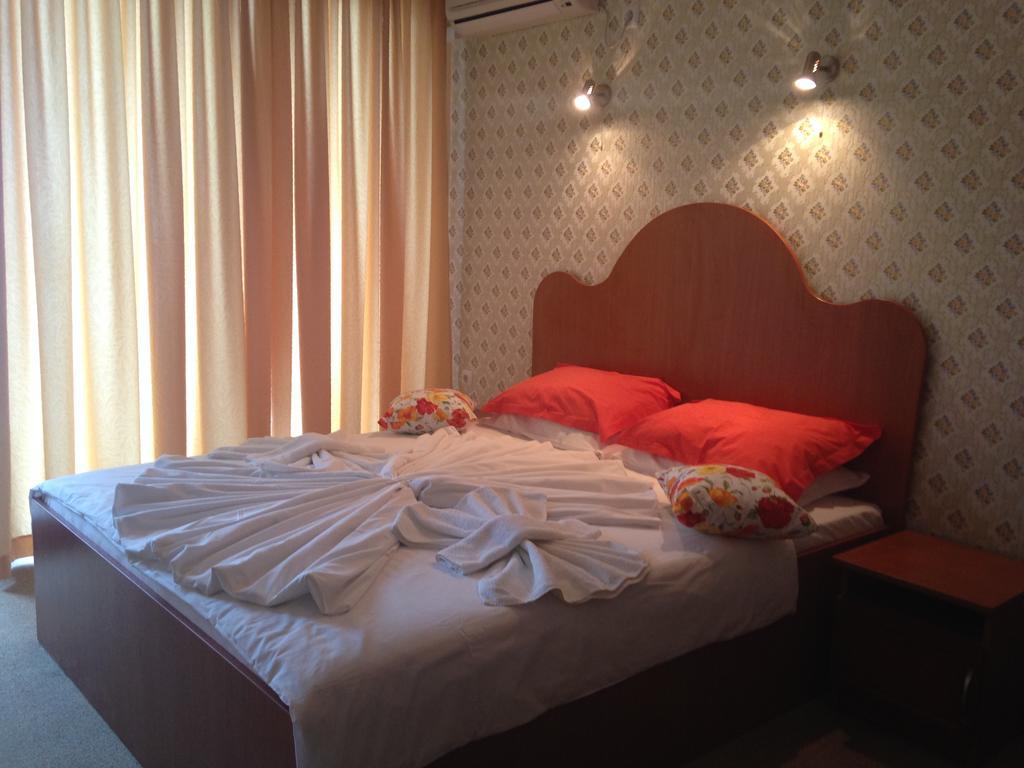 Family Hotel Deykin Sunny Beach Exterior photo